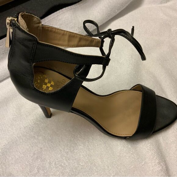 Vince Camuto Celia Black  Print Open Toe/Ankle Tie Heels 7M - Picture 2 of 10